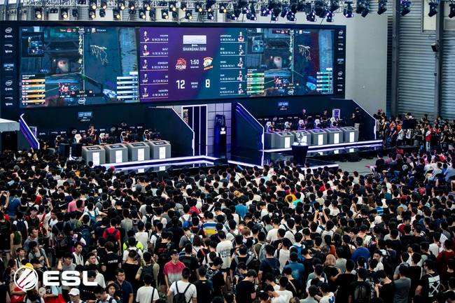 和运动员的 和运动员的